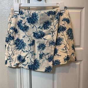 Abercrombie & Fitch Blue and Cream Floral Skirt